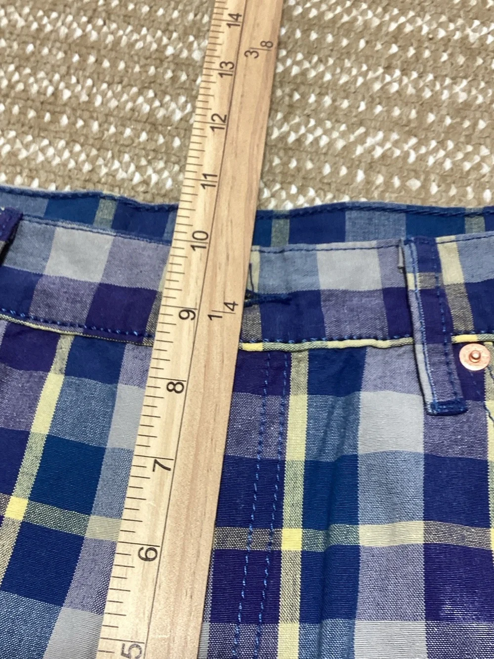 Levi's  504 Size 34 Men's Blue Plaid Shorts